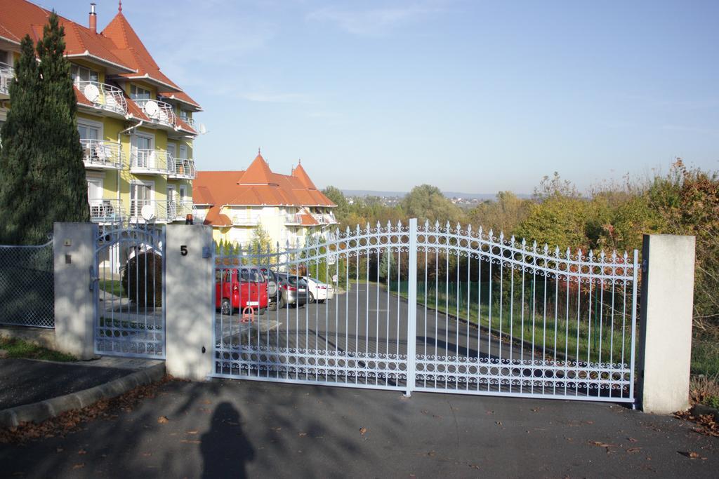 Lila Apartman Hévíz Exterior foto